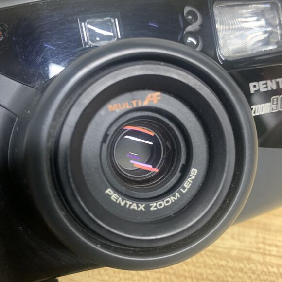 Pentax Zoom 90-WR Point & Shoot Water Resistant w/ Infrared Remote TESTED - Picture 7 of 16